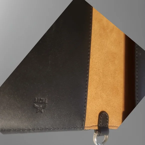 🚫SOLD🚫🆕️MCM Visetos Wallet Crossbody Bag - Picture 10 of 16